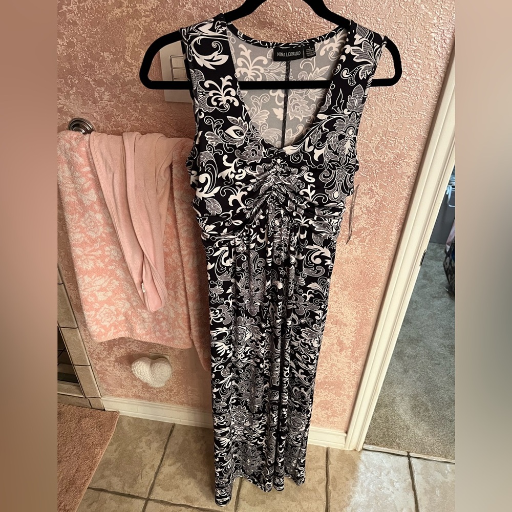 Nina Leonard maxi dress